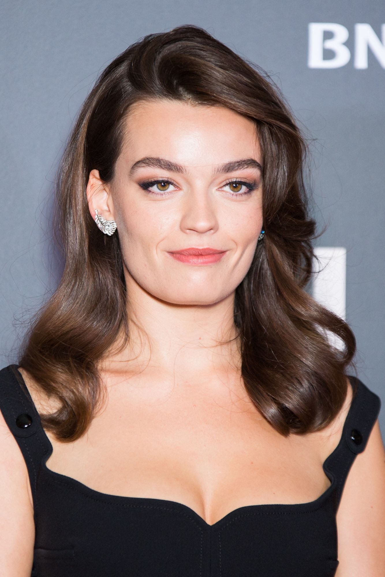 EMO-034.jpg EMO-034.jpg