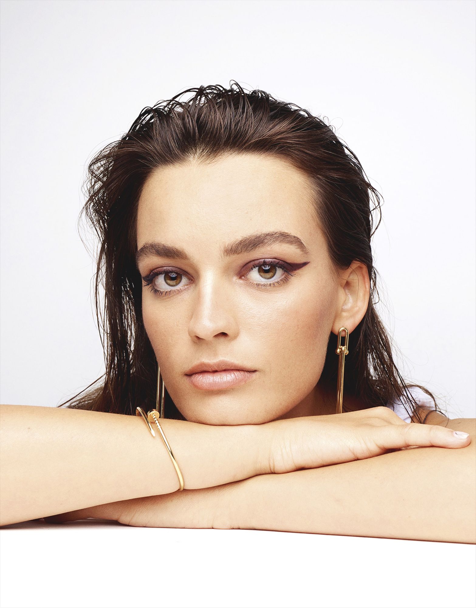 EMO-008.jpg EMO-008.jpg