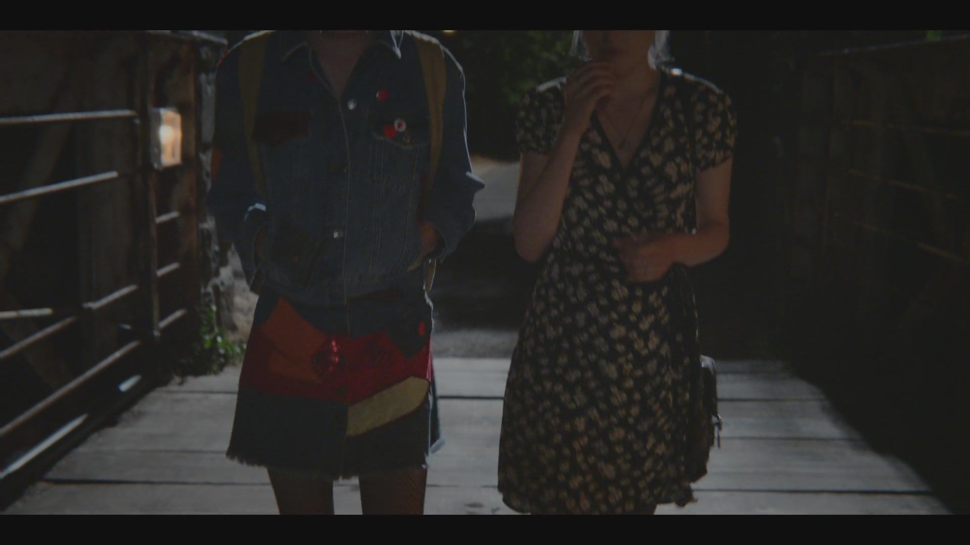 EMO105-421.jpg