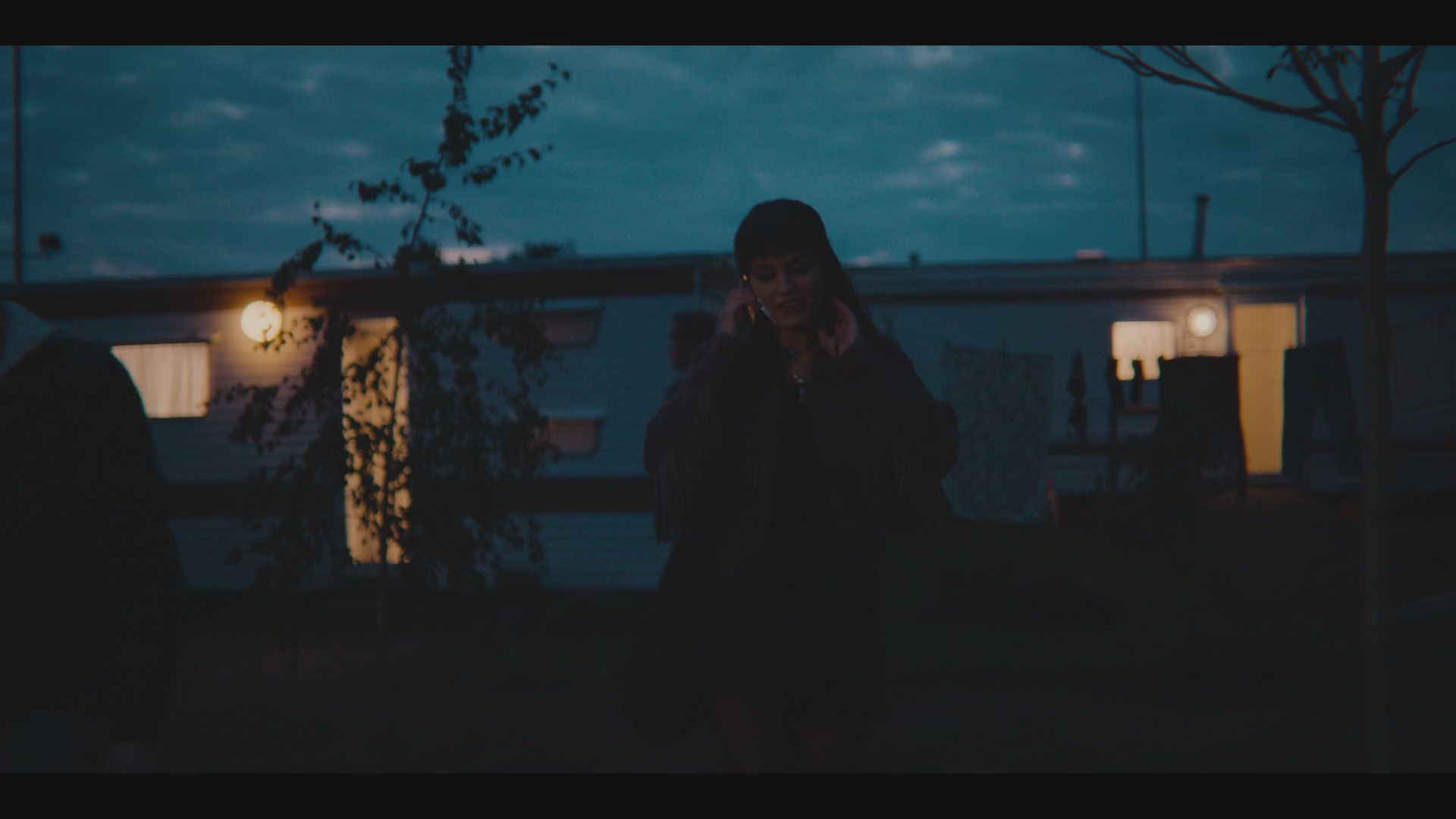 EMO301-176.jpg EMO301-176.jpg