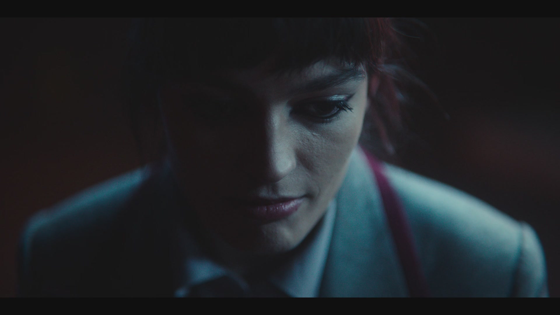 EMO305-141.jpg